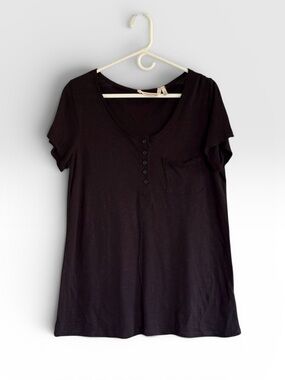 Soft Surroundings Black Henley Short Sleeve Top Size Small Front Pocket